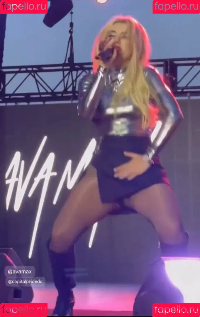 Ava Max / avamax / plharleyquinn Onlyfans Photo Gallery 