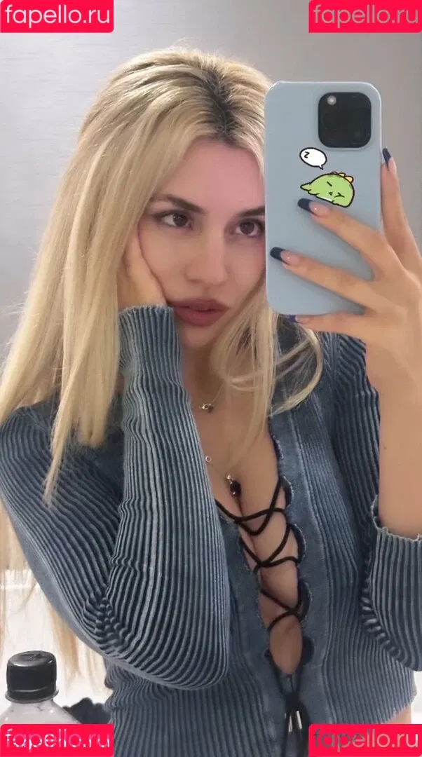 Ava Max / avamax / plharleyquinn Onlyfans Photo Gallery 