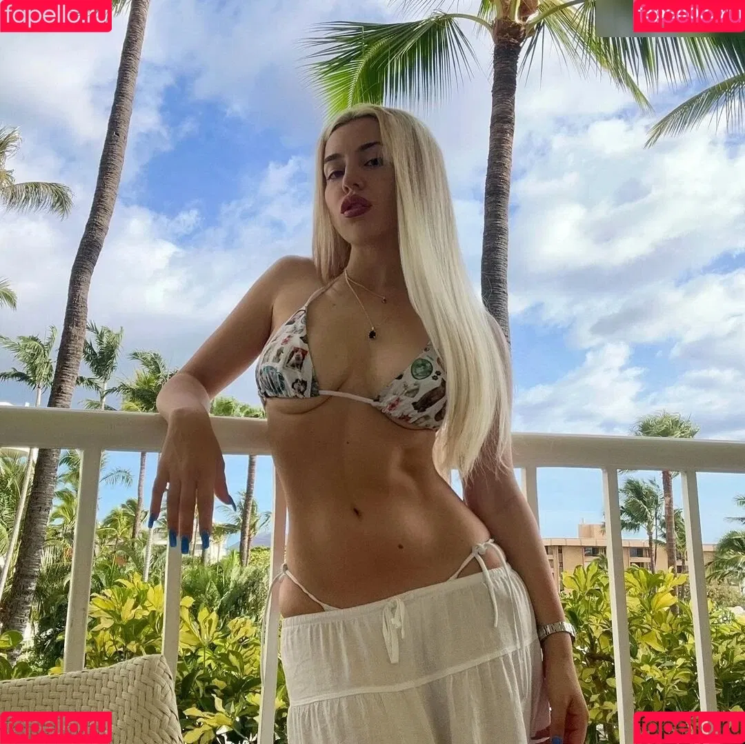 Ava Max / avamax / plharleyquinn Onlyfans Photo Gallery 