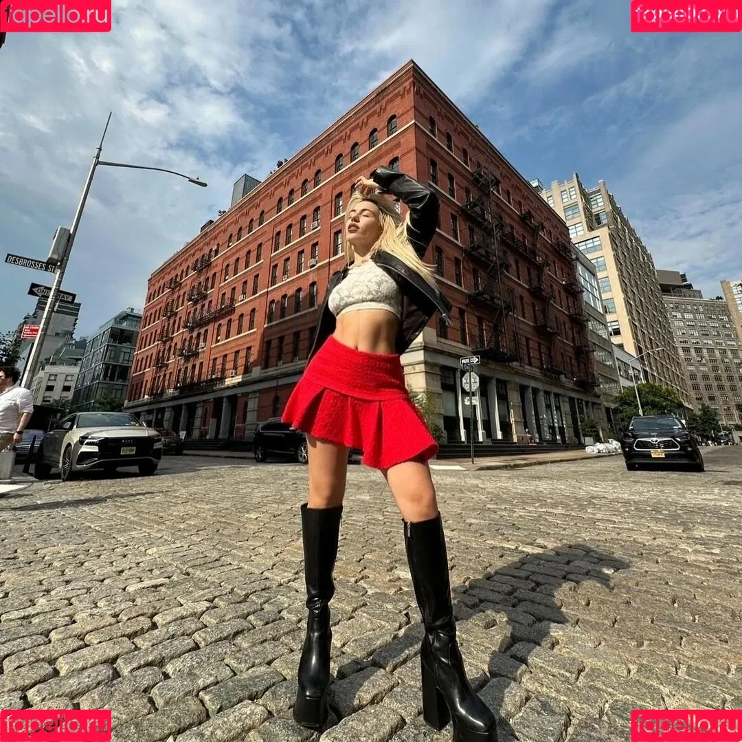 Ava Max / avamax / plharleyquinn Onlyfans Photo Gallery 