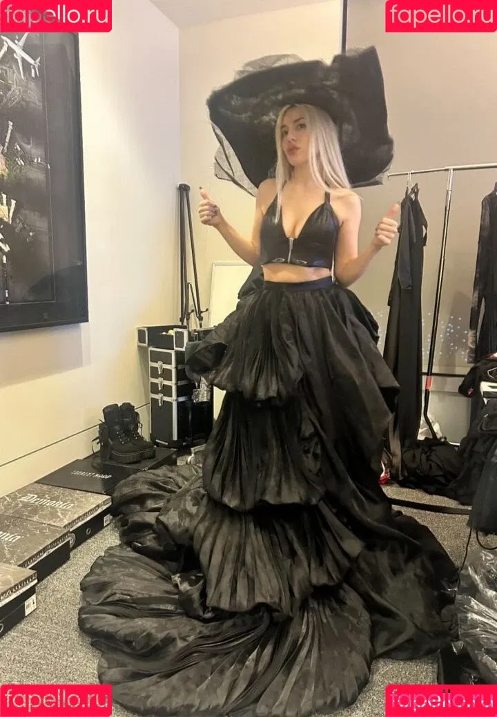 Ava Max / avamax / plharleyquinn Onlyfans Photo Gallery 