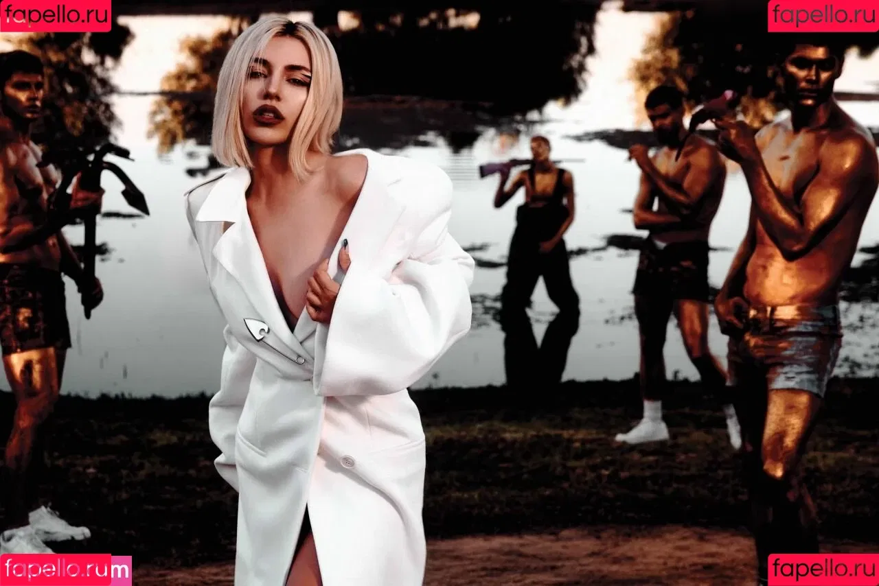 Ava Max / avamax / plharleyquinn Onlyfans Photo Gallery 