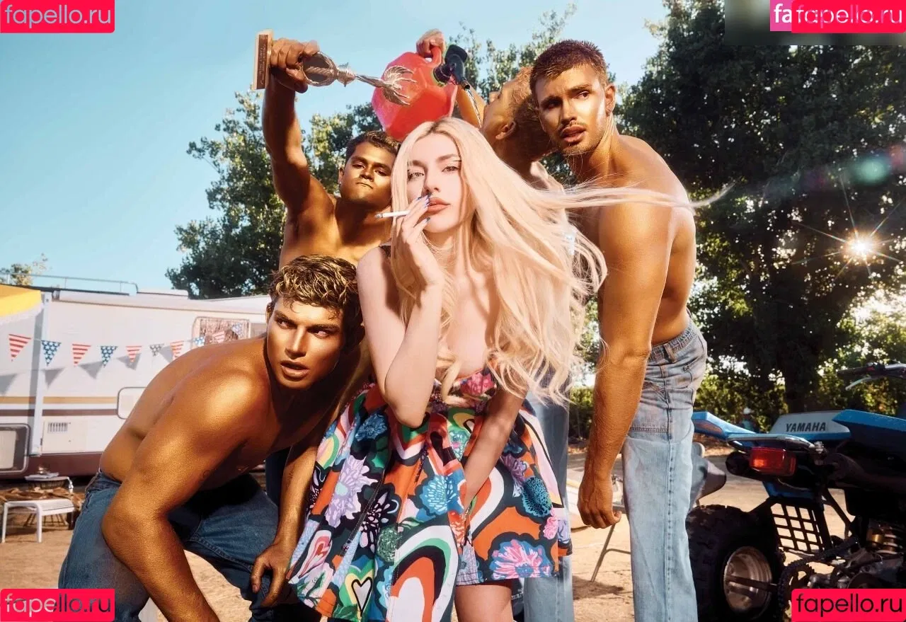 Ava Max / avamax / plharleyquinn Onlyfans Photo Gallery 