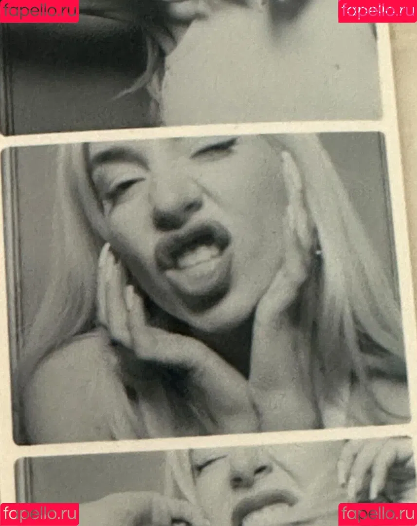 Ava Max / avamax / plharleyquinn Onlyfans Photo Gallery 