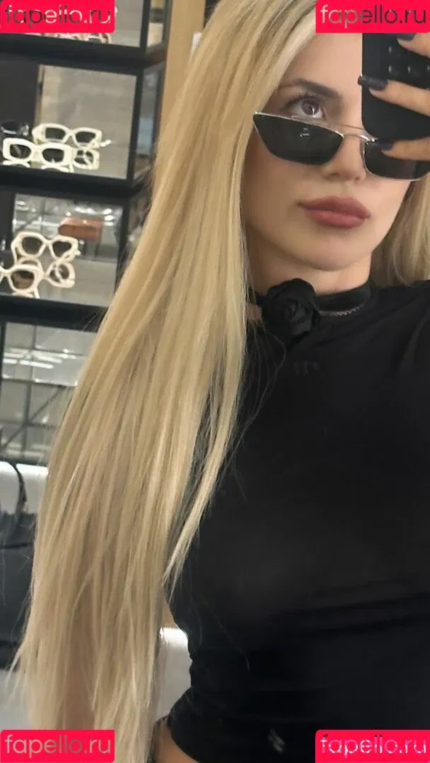 Ava Max / avamax / plharleyquinn Onlyfans Photo Gallery 