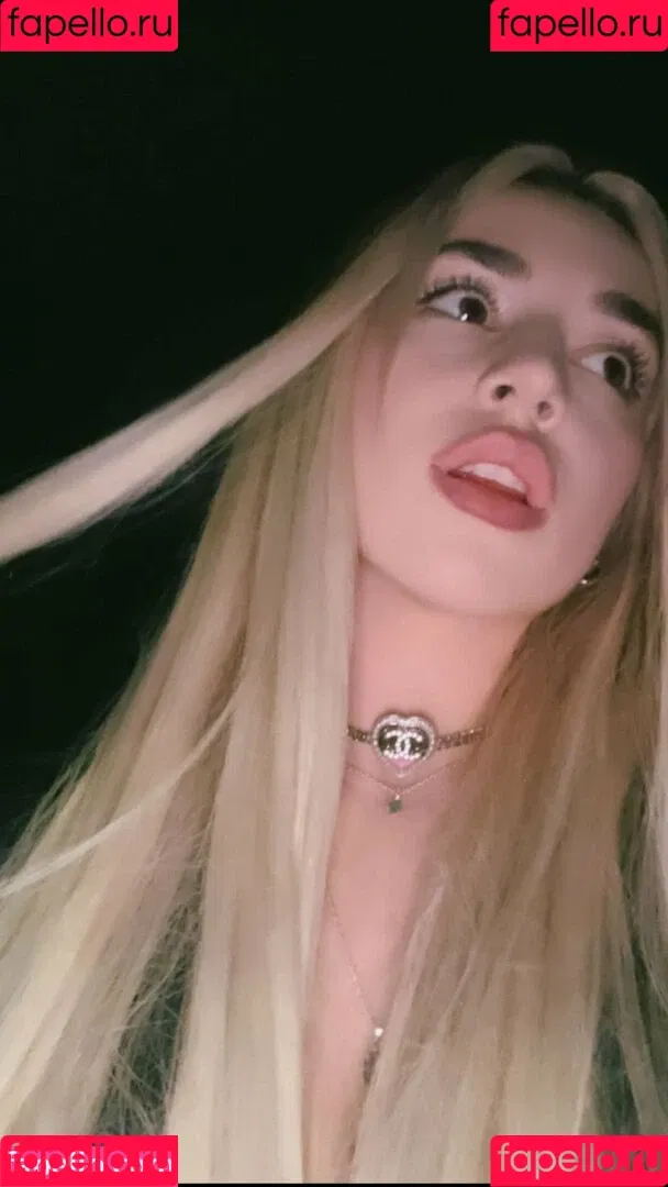 Ava Max / avamax / plharleyquinn Onlyfans Photo Gallery 