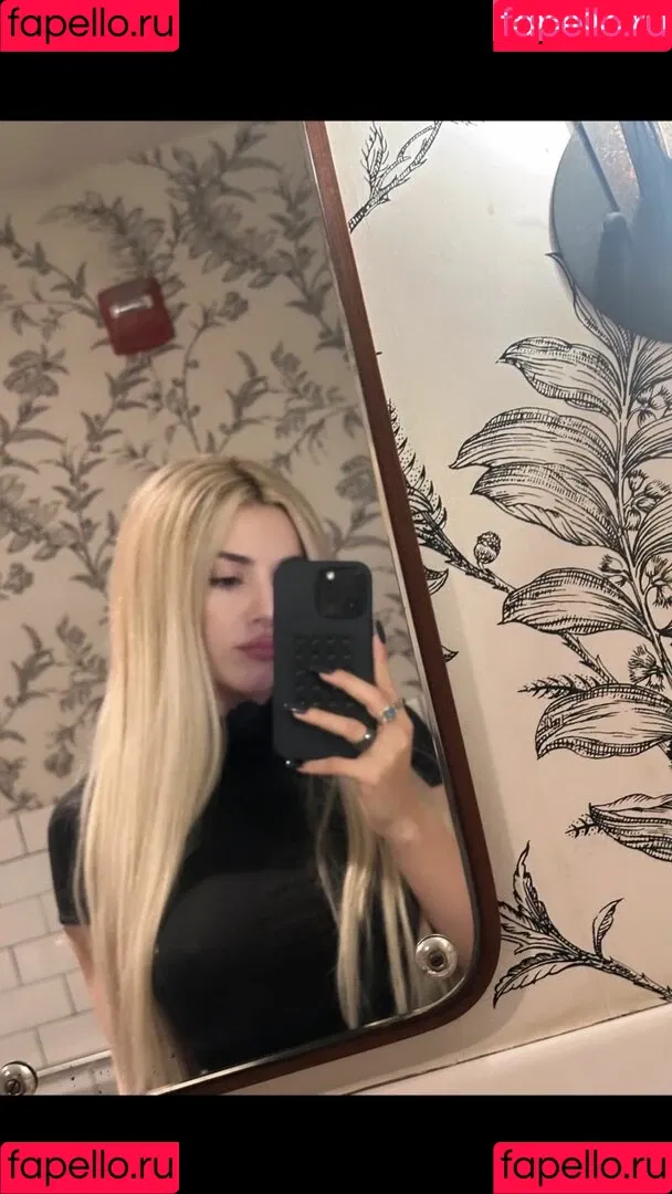 Ava Max / avamax / plharleyquinn Onlyfans Photo Gallery 