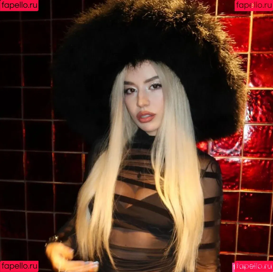 Ava Max / avamax / plharleyquinn Onlyfans Photo Gallery 