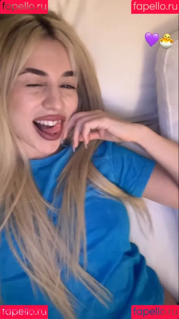 Ava Max / avamax / plharleyquinn Onlyfans Photo Gallery 