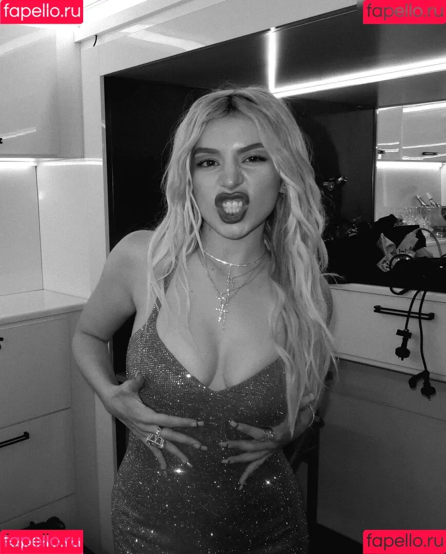 Ava Max / avamax / plharleyquinn Onlyfans Photo Gallery 