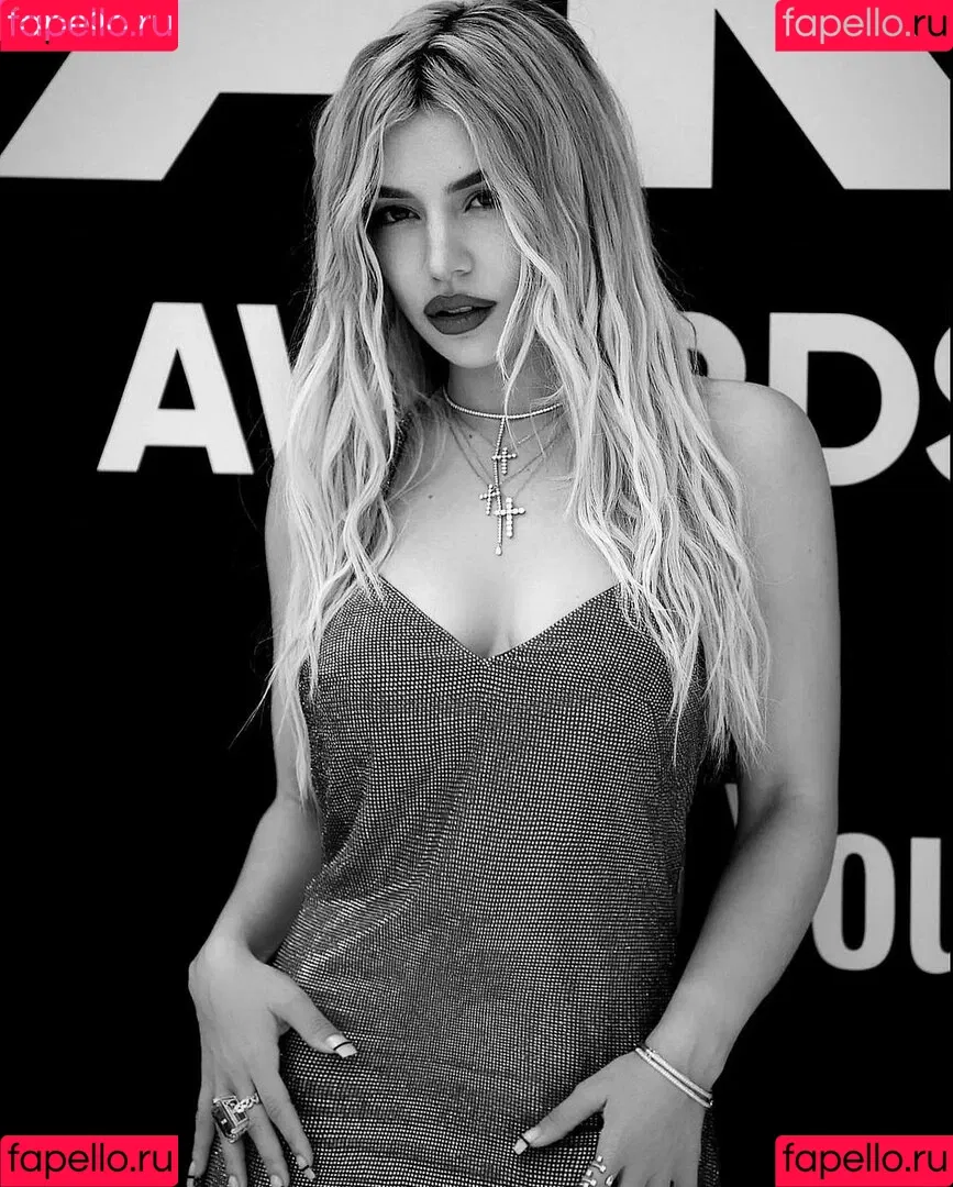 Ava Max / avamax / plharleyquinn Onlyfans Photo Gallery 