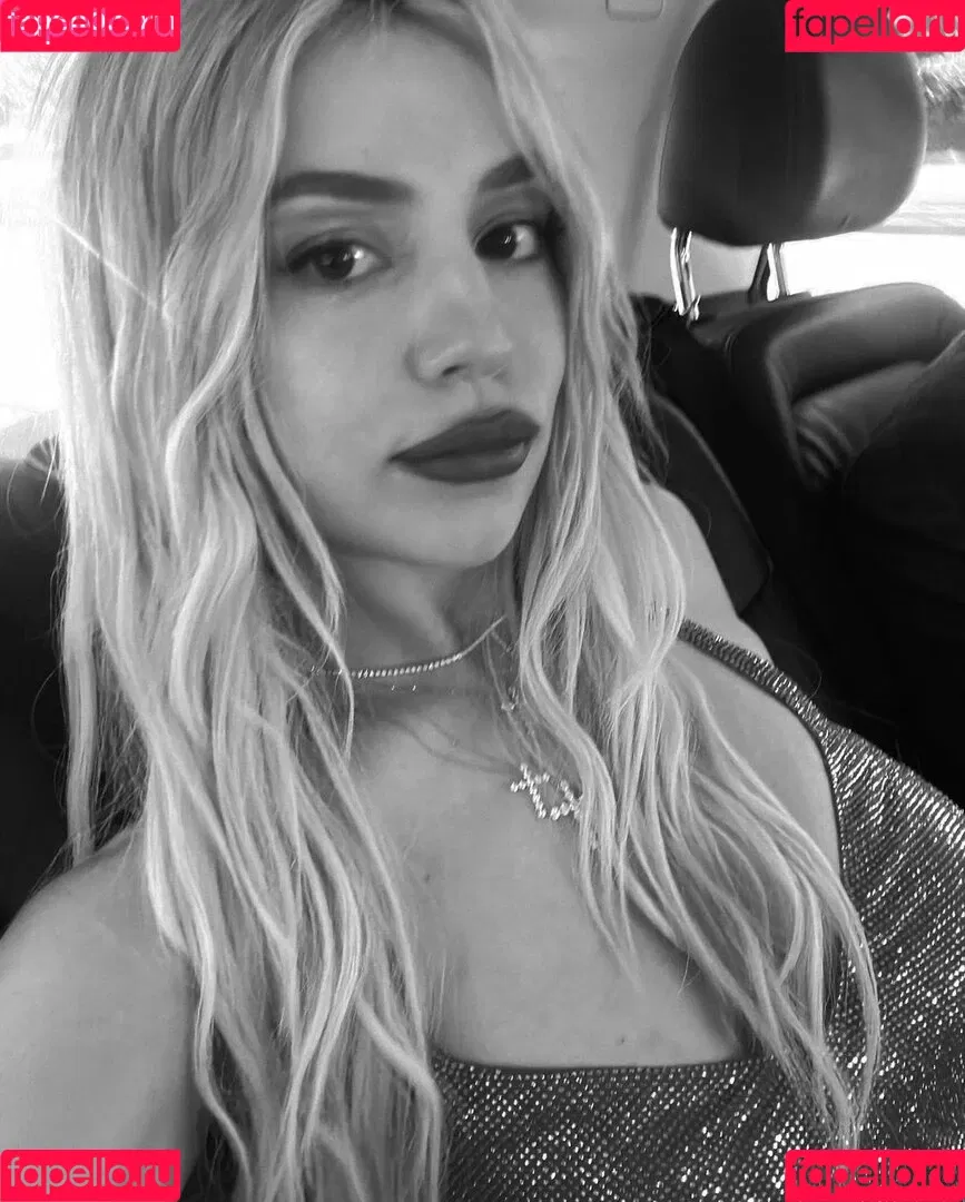 Ava Max / avamax / plharleyquinn Onlyfans Photo Gallery 