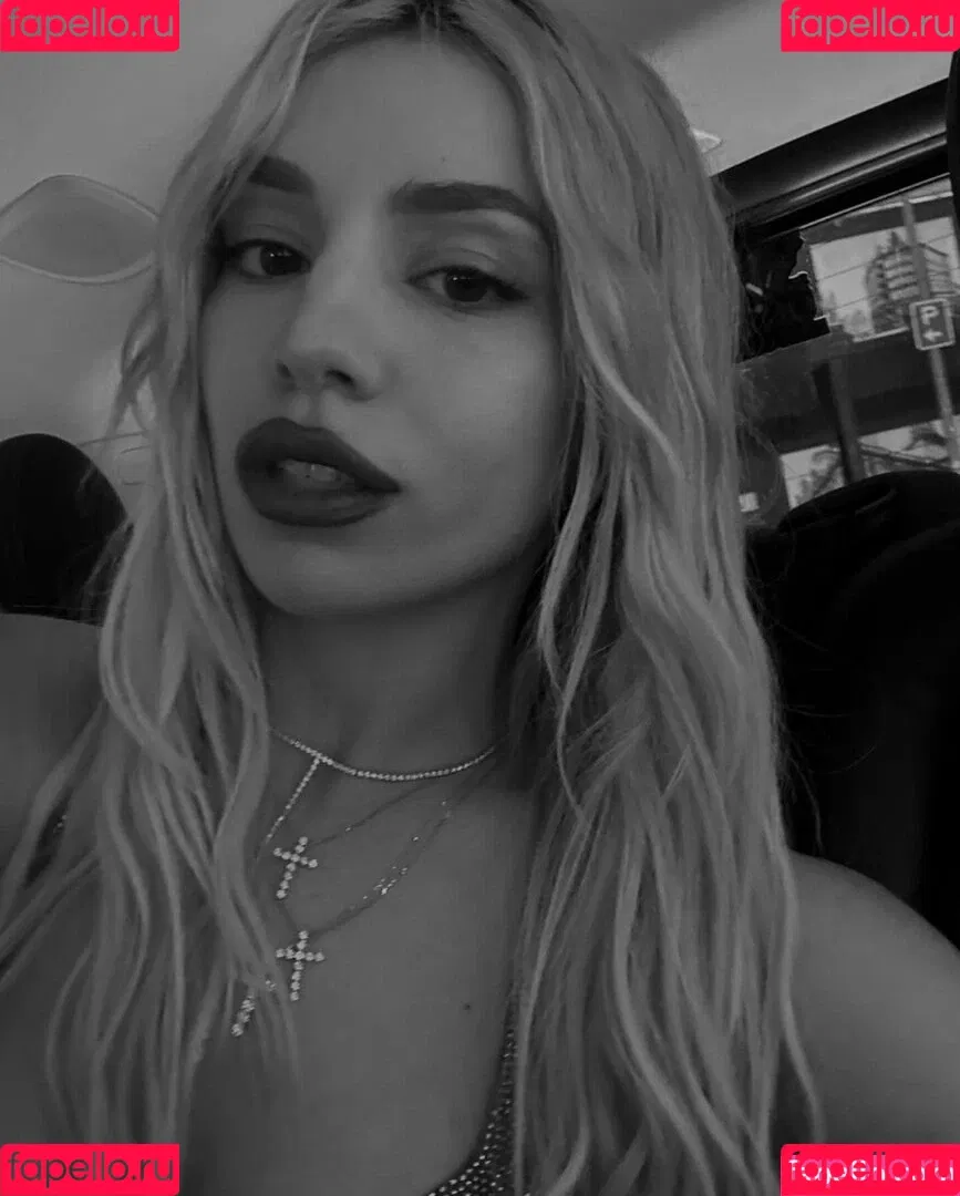 Ava Max / avamax / plharleyquinn Onlyfans Photo Gallery 
