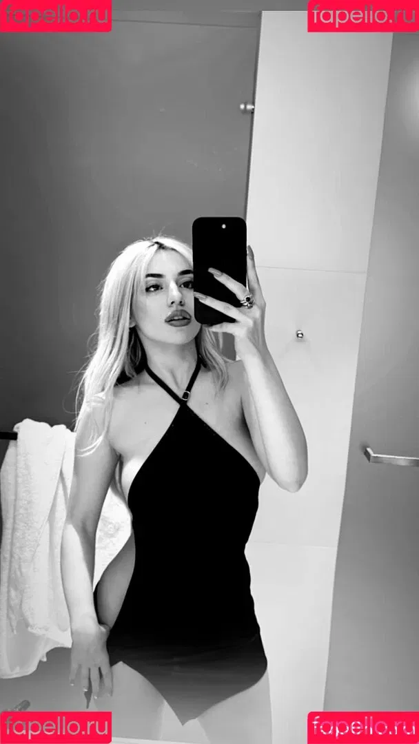 Ava Max / avamax / plharleyquinn Onlyfans Photo Gallery 
