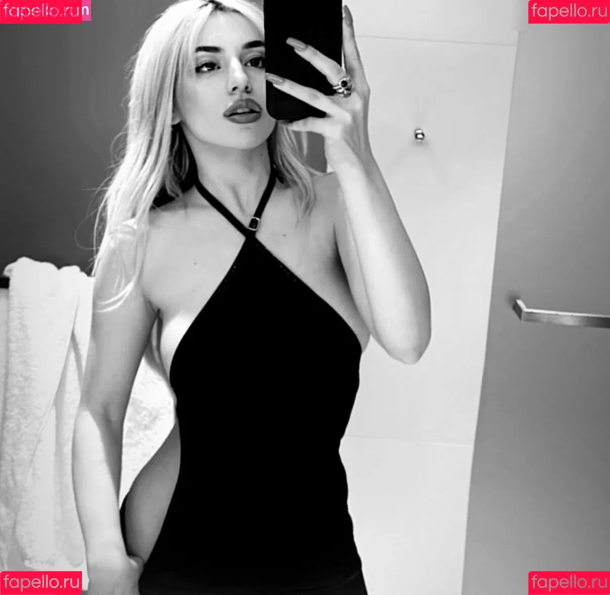 Ava Max / avamax / plharleyquinn Onlyfans Photo Gallery 