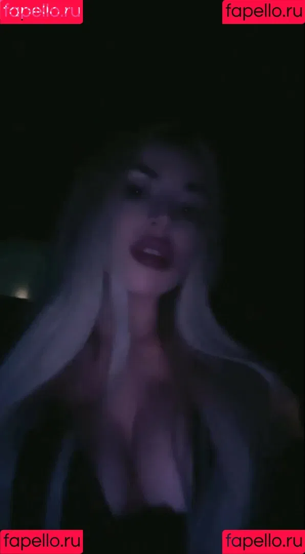 Ava Max / avamax / plharleyquinn Onlyfans Photo Gallery 