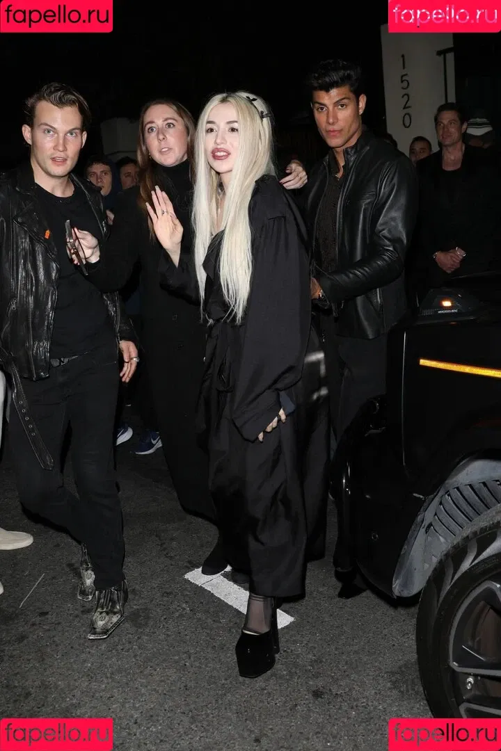 Ava Max / avamax / plharleyquinn Onlyfans Photo Gallery 