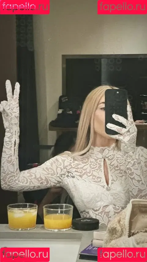 Ava Max / avamax / plharleyquinn Onlyfans Photo Gallery 
