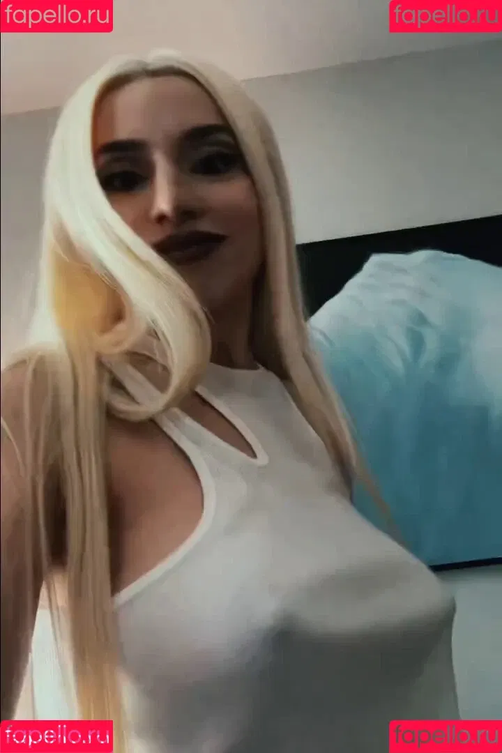 Ava Max / avamax / plharleyquinn Onlyfans Photo Gallery 