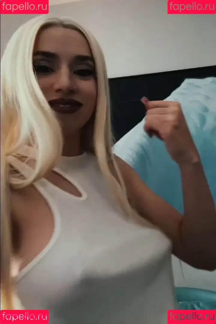 Ava Max / avamax / plharleyquinn Onlyfans Photo Gallery 