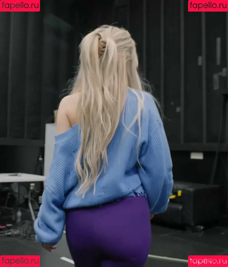 Ava Max / avamax / plharleyquinn Onlyfans Photo Gallery 