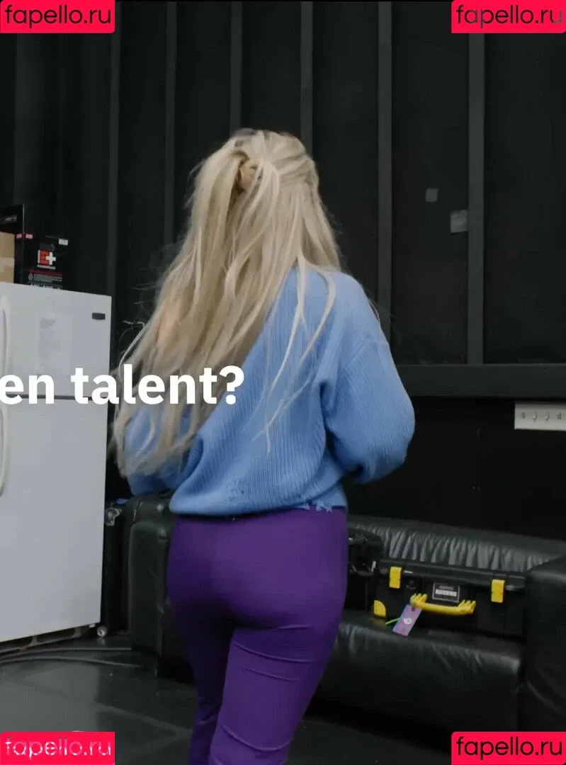 Ava Max / avamax / plharleyquinn Onlyfans Photo Gallery 