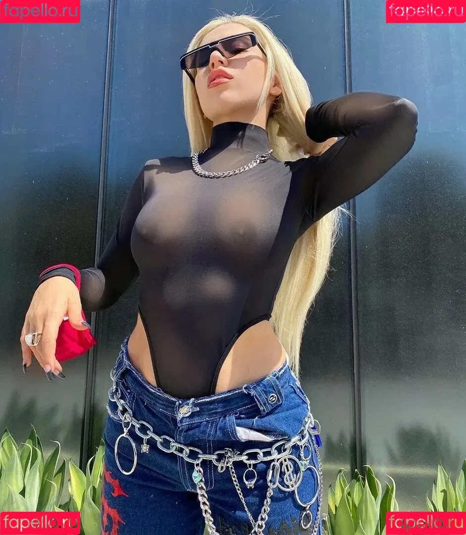 Ava Max / avamax / plharleyquinn Onlyfans Photo Gallery 