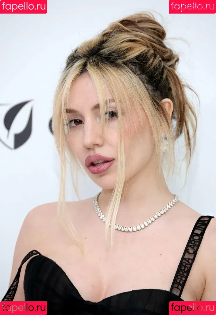 Ava Max / avamax / plharleyquinn Onlyfans Photo Gallery 