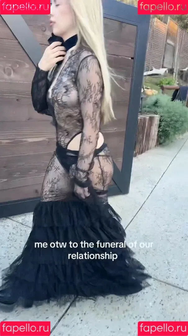 Ava Max / avamax / plharleyquinn Onlyfans Photo Gallery 