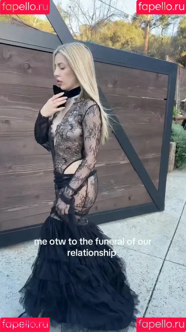 Ava Max / avamax / plharleyquinn Onlyfans Photo Gallery 