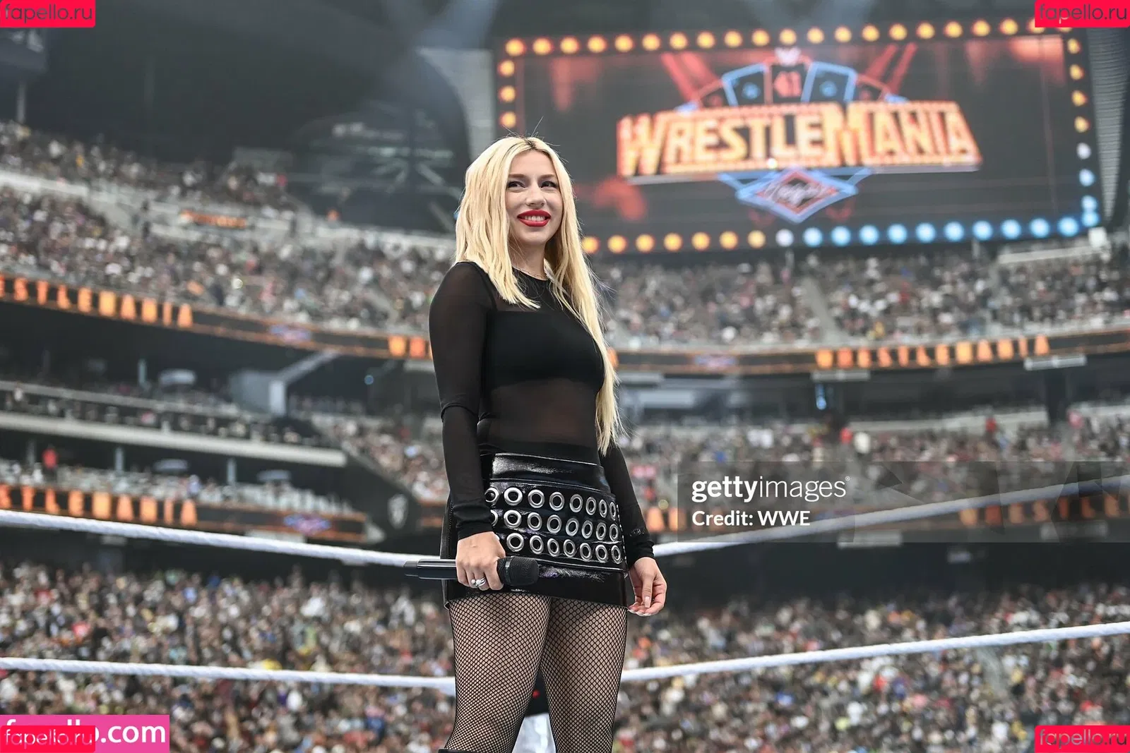 Ava Max / avamax / plharleyquinn Onlyfans Photo Gallery 