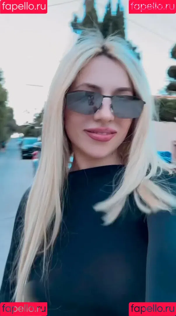 Ava Max / avamax / plharleyquinn Onlyfans Photo Gallery 