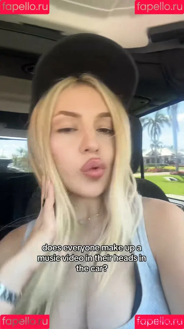 Ava Max / avamax / plharleyquinn Onlyfans Photo Gallery 
