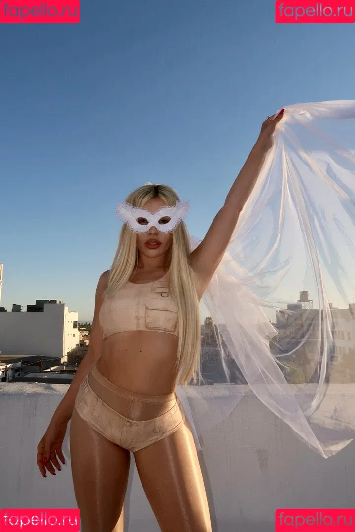 Ava Max / avamax / plharleyquinn Onlyfans Photo Gallery 