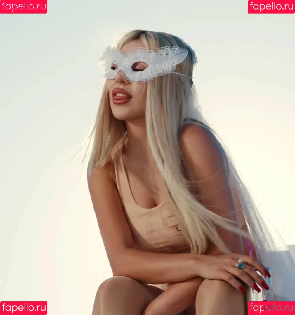 Ava Max / avamax / plharleyquinn Onlyfans Photo Gallery 