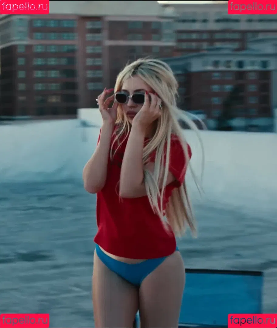 Ava Max / avamax / plharleyquinn Onlyfans Photo Gallery 