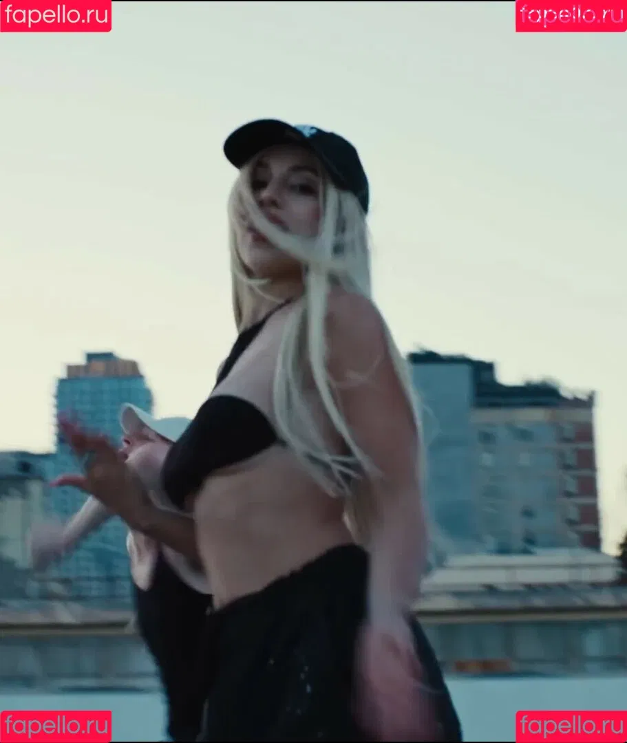 Ava Max / avamax / plharleyquinn Onlyfans Photo Gallery 