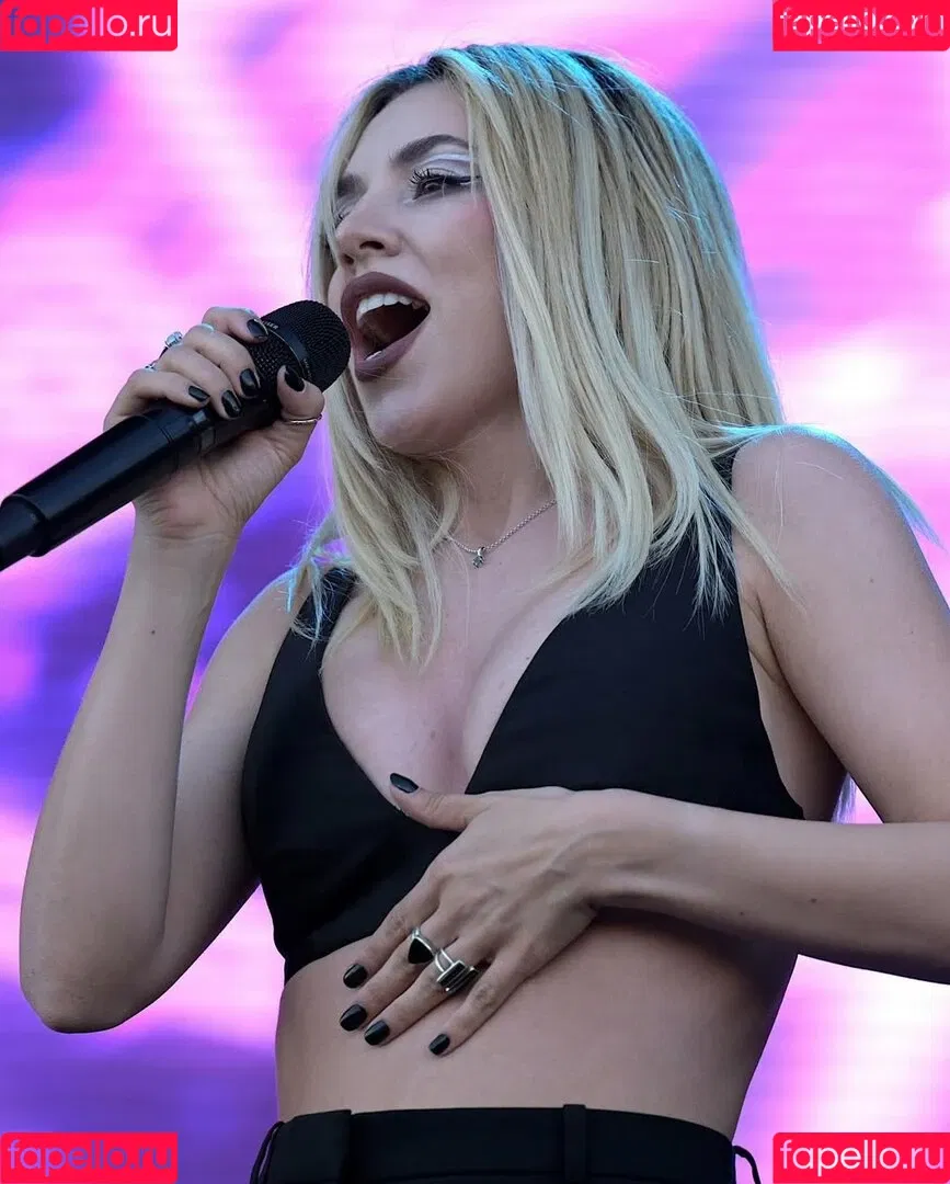 Ava Max / avamax / plharleyquinn Onlyfans Photo Gallery 