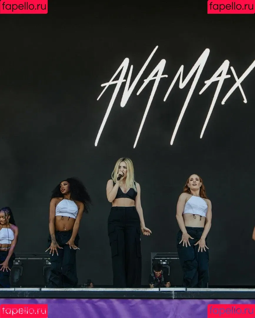 Ava Max / avamax / plharleyquinn Onlyfans Photo Gallery 