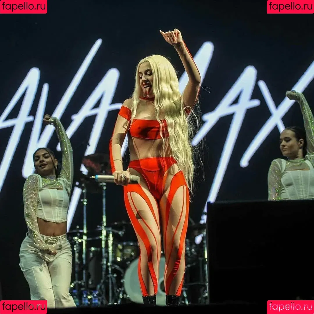 Ava Max / avamax / plharleyquinn Onlyfans Photo Gallery 