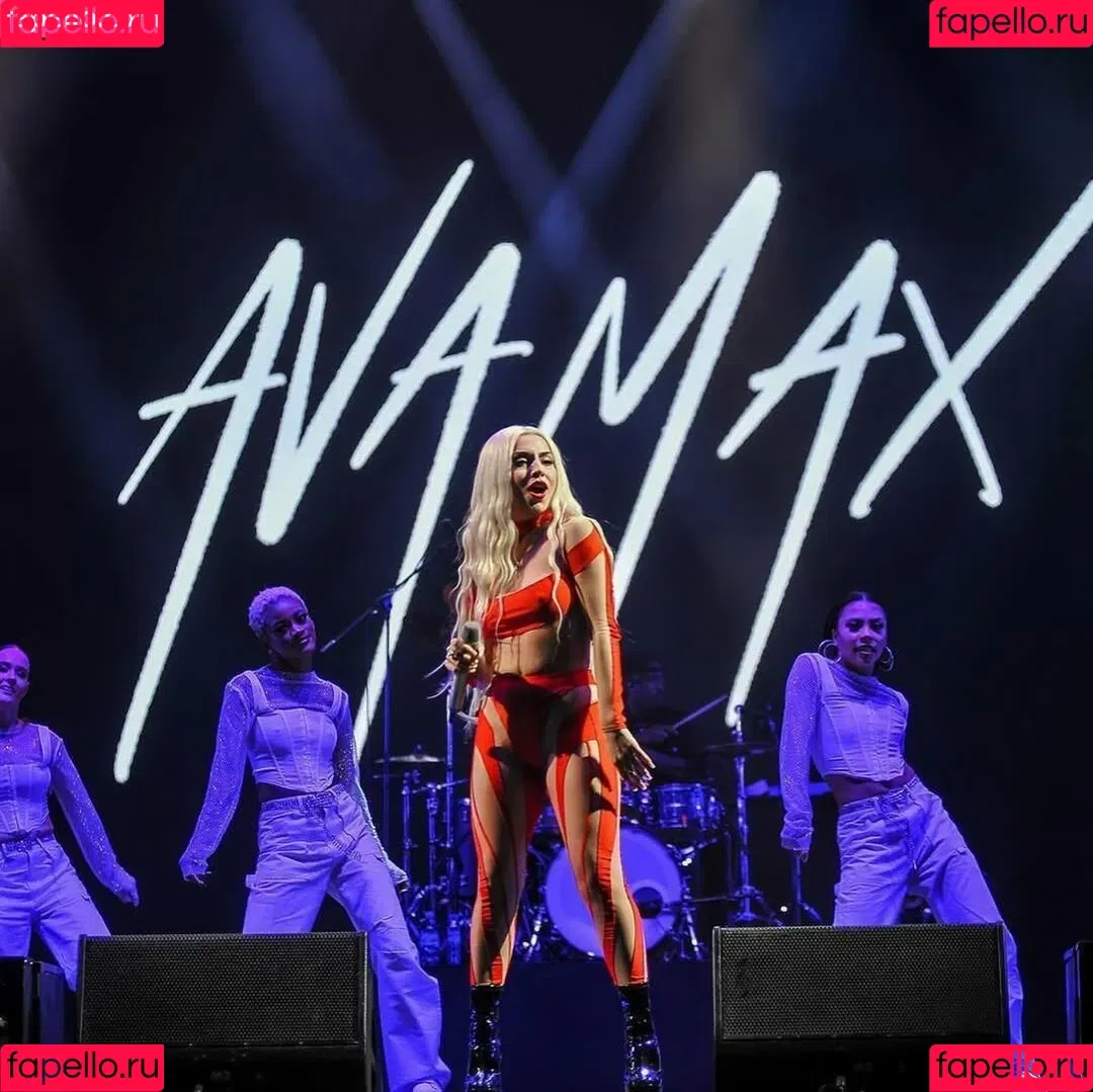 Ava Max / avamax / plharleyquinn Onlyfans Photo Gallery 