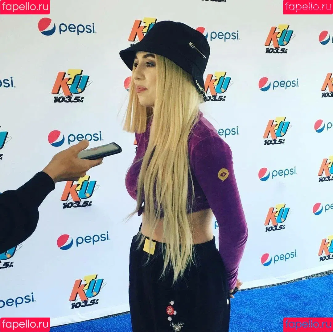 Ava Max / avamax / plharleyquinn Onlyfans Photo Gallery 