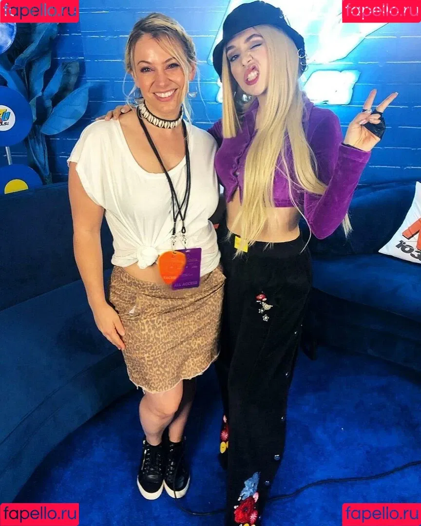 Ava Max / avamax / plharleyquinn Onlyfans Photo Gallery 