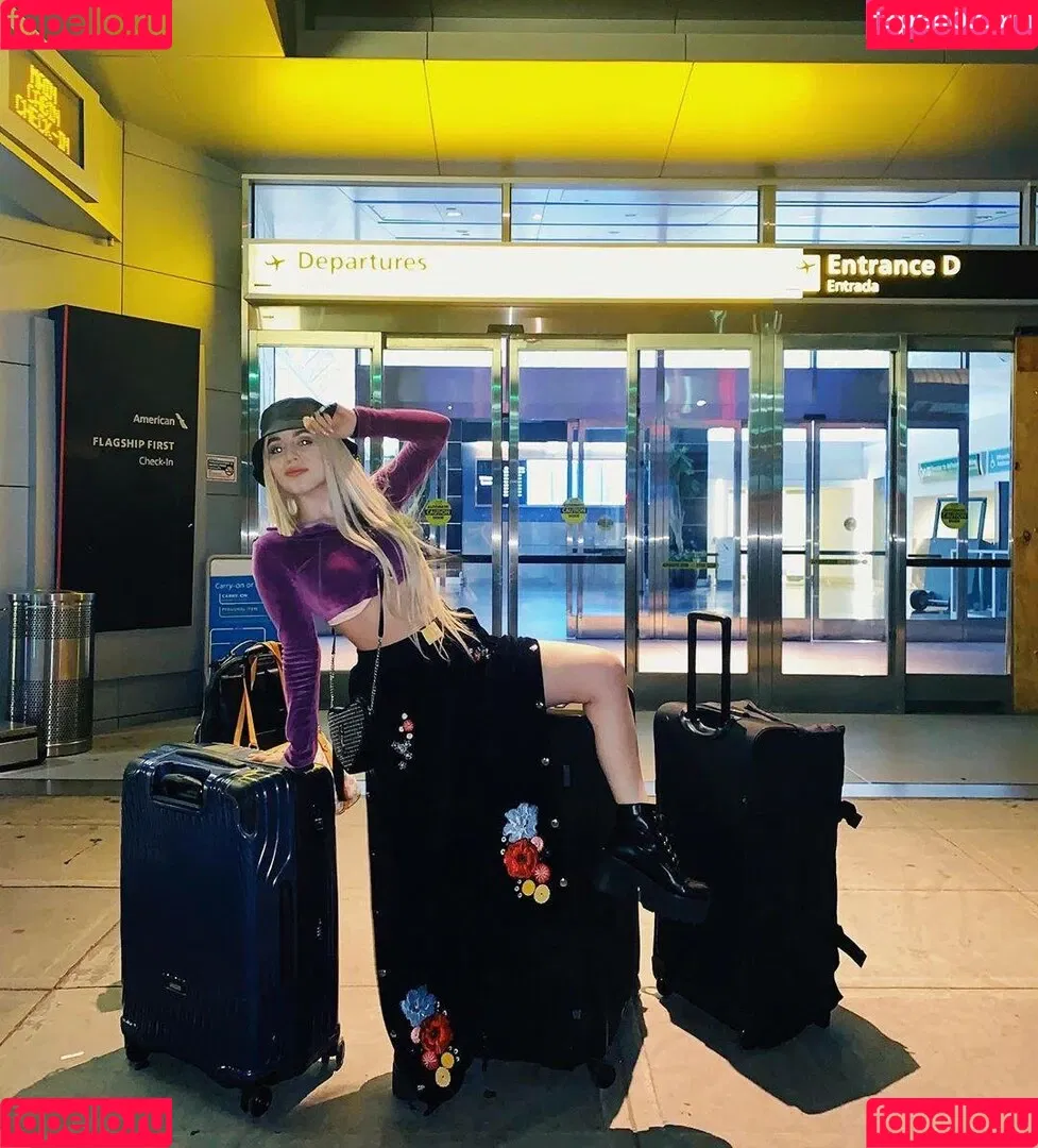 Ava Max / avamax / plharleyquinn Onlyfans Photo Gallery 