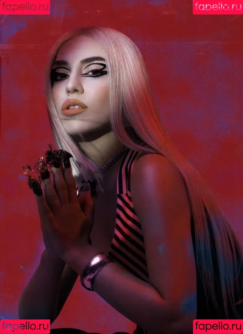 Ava Max / avamax / plharleyquinn Onlyfans Photo Gallery 