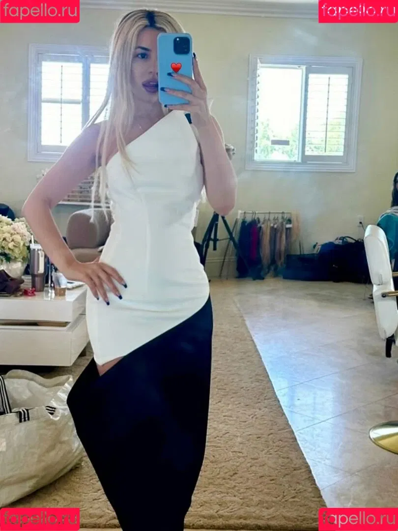 Ava Max / avamax / plharleyquinn Onlyfans Photo Gallery 