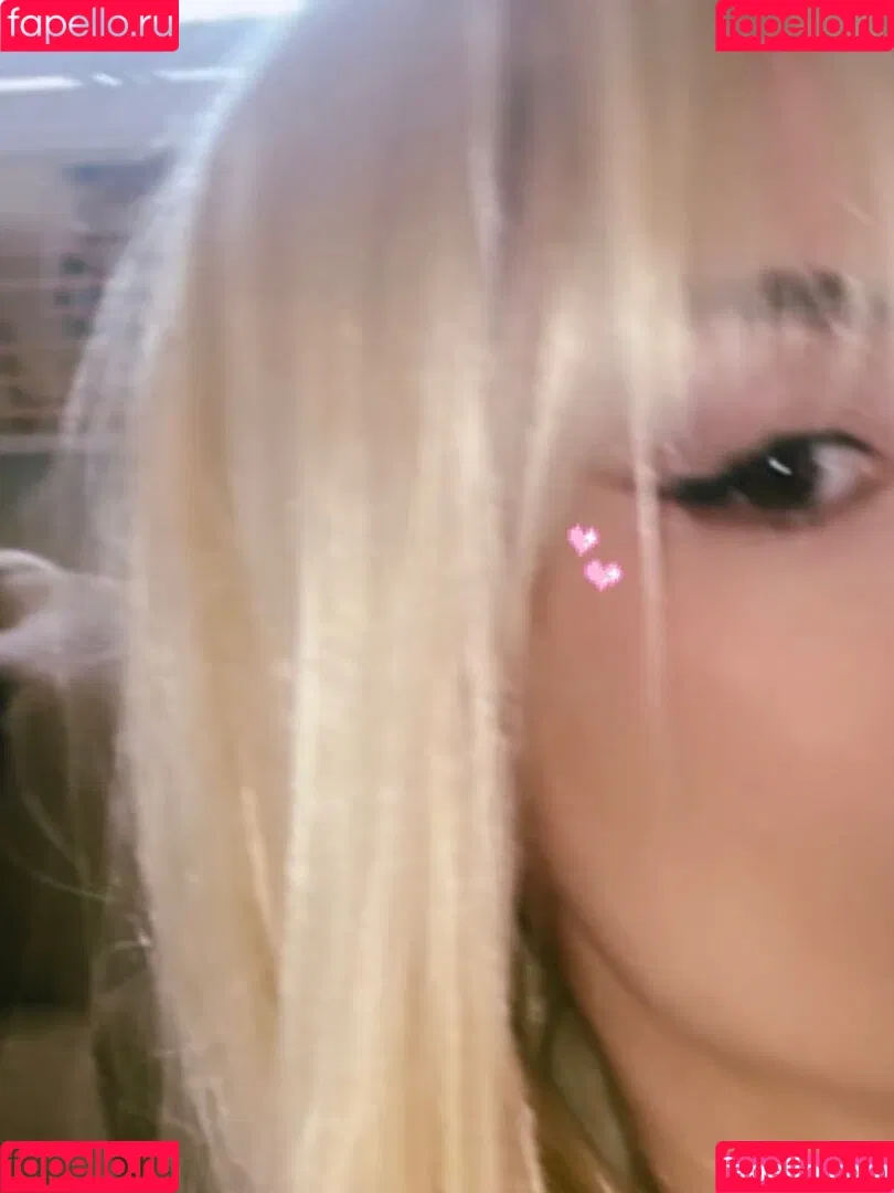 Ava Max / avamax / plharleyquinn Onlyfans Photo Gallery 