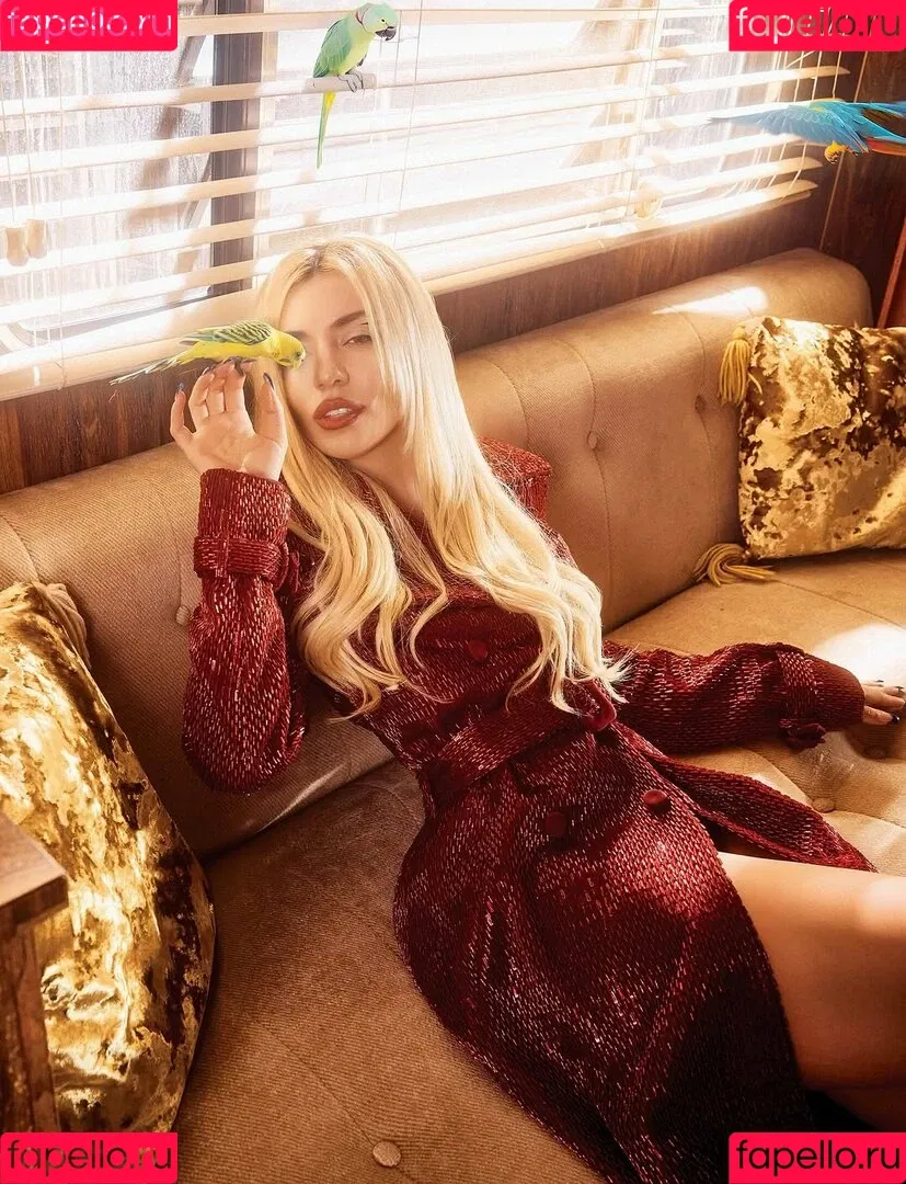 Ava Max / avamax / plharleyquinn Onlyfans Photo Gallery 
