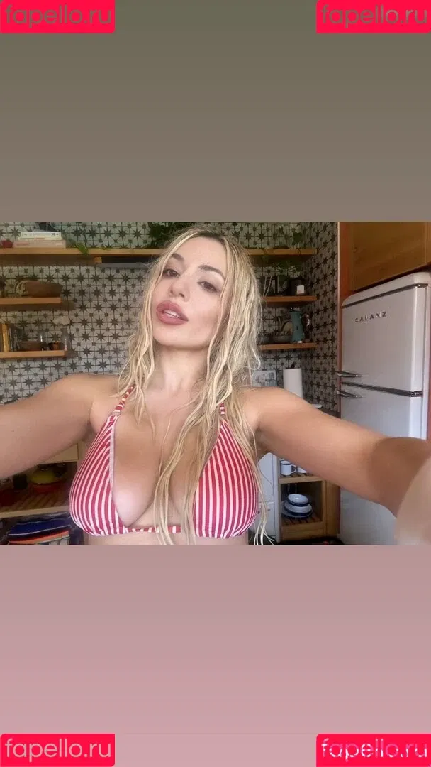 Ava Max / avamax / plharleyquinn Onlyfans Photo Gallery 