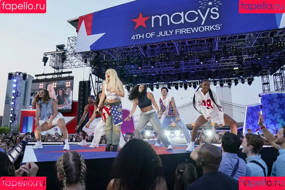 Ava Max / avamax / plharleyquinn Onlyfans Photo Gallery 